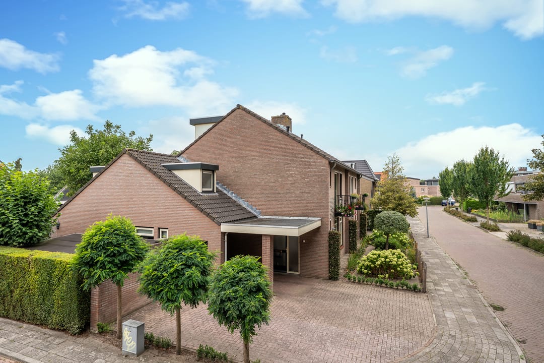 Photo 2 of Pastoor van Doornstraat 55