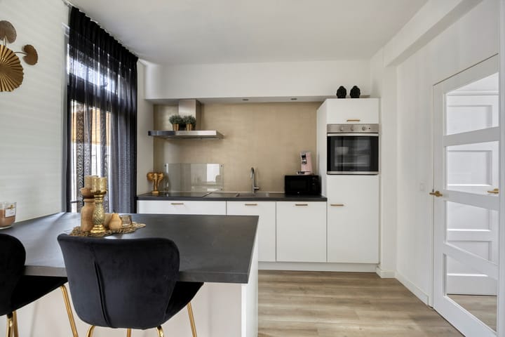 Foto 11 van Lieve Vrouwestraat 12