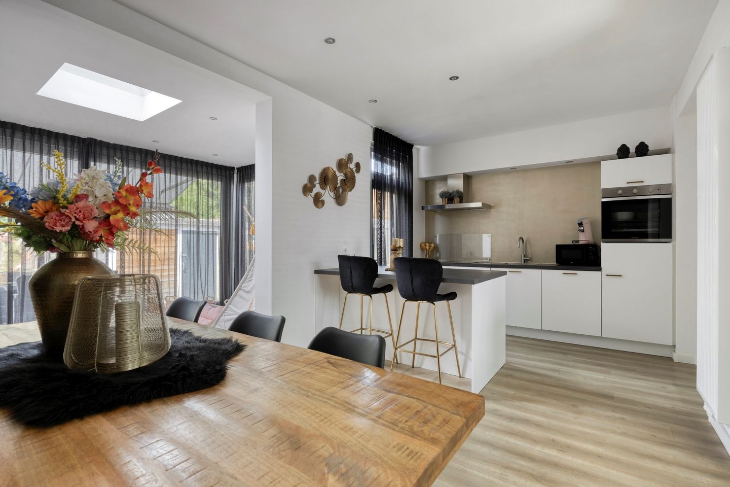 Foto 10 van Lieve Vrouwestraat 12