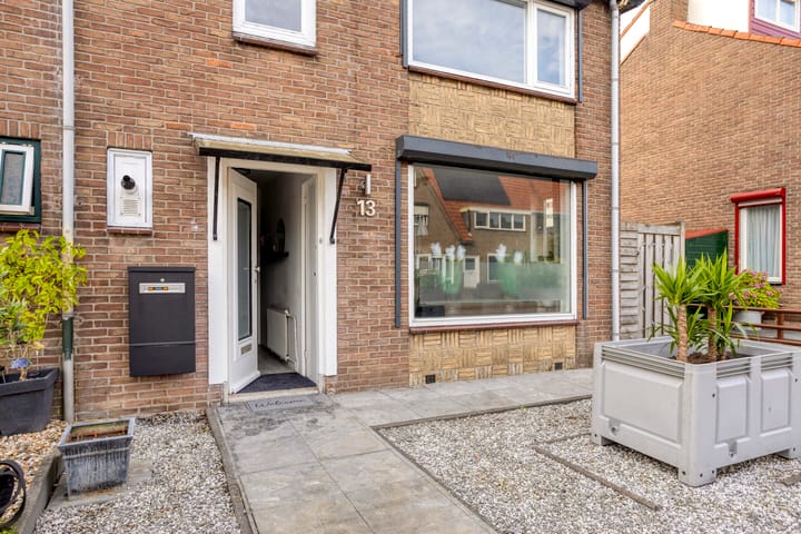 Photo 4 of Zuidlandstraat 13