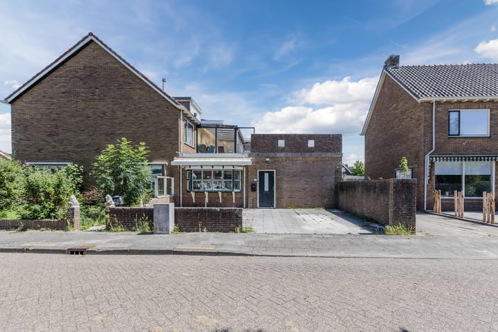 Foto 6 van Kerklaan 11