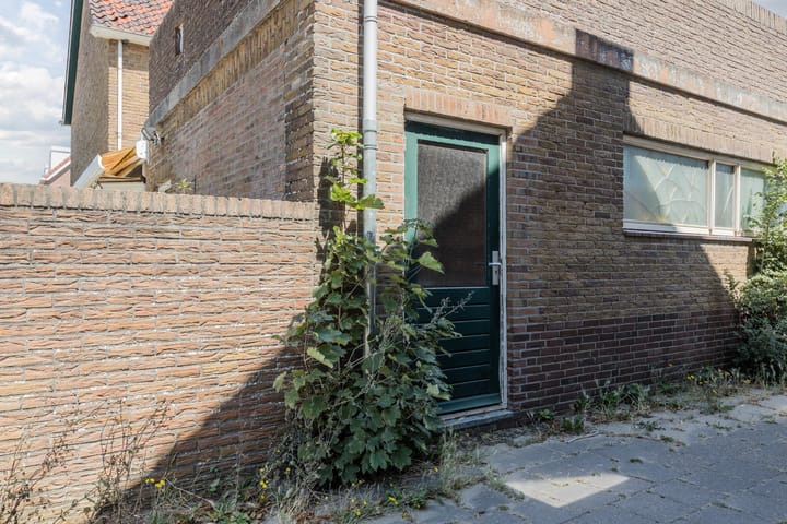 Foto 50 van Kerklaan 11