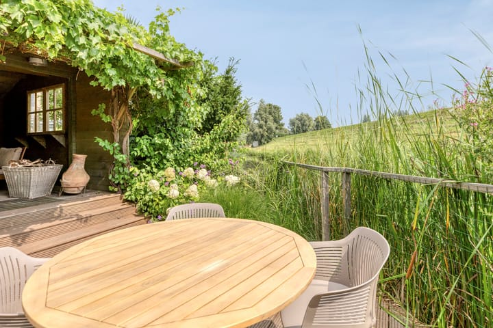 Photo 2 of Vredenburg 144