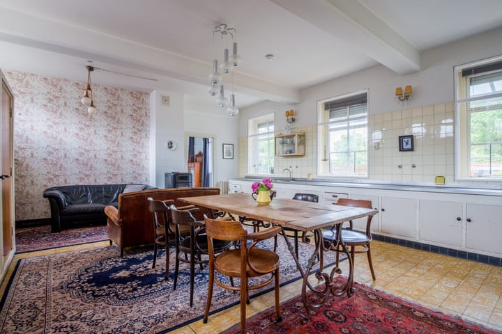 Photo 8 of Monseigneur Zwijsenstraat 2-A