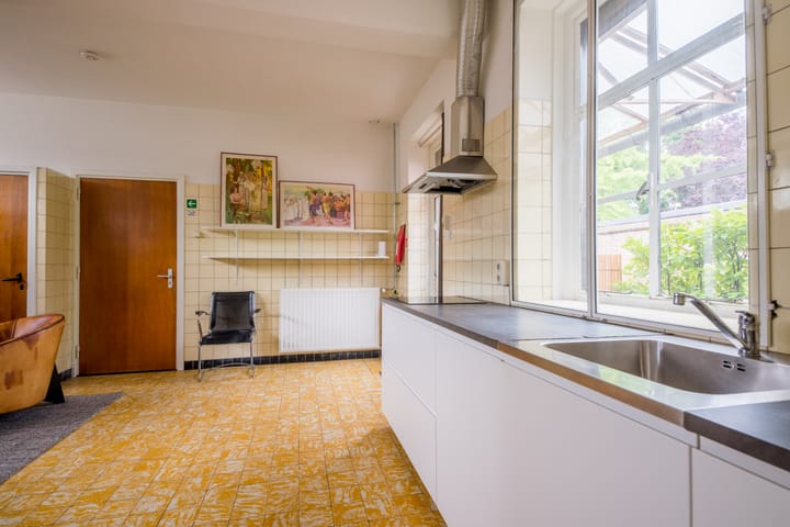 Photo 19 of Monseigneur Zwijsenstraat 2-A