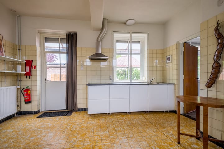 Photo 22 of Monseigneur Zwijsenstraat 2-A