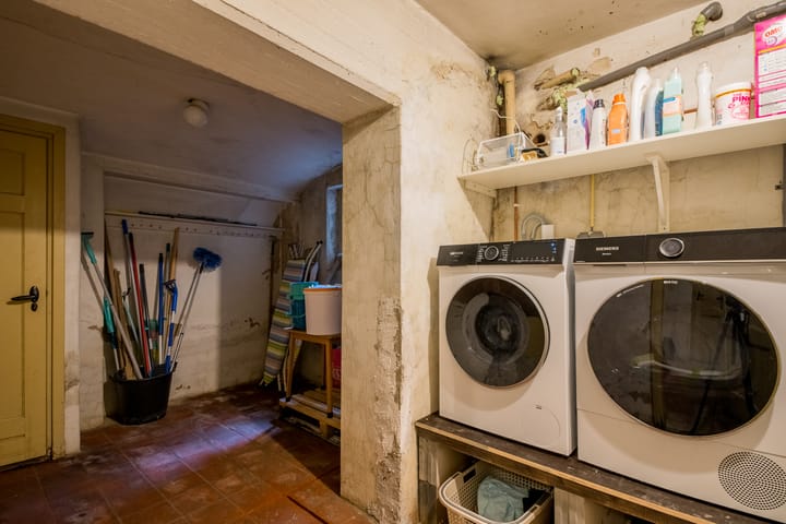 Photo 45 of Monseigneur Zwijsenstraat 2-A