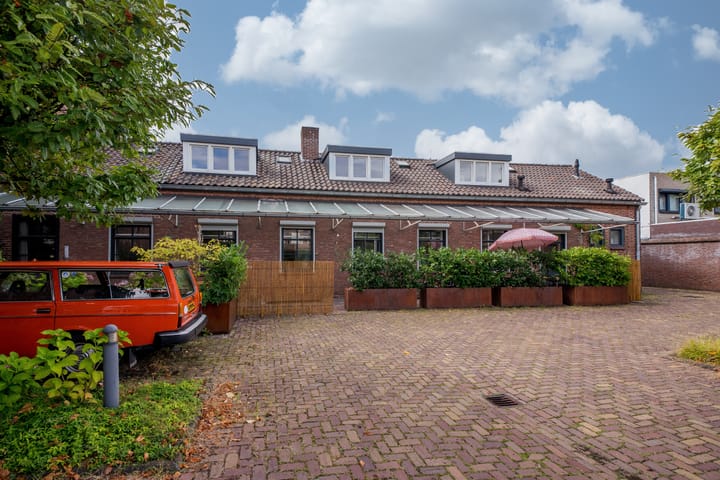 Photo 59 of Monseigneur Zwijsenstraat 2-A