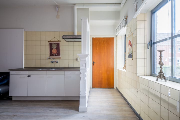 Photo 29 of Monseigneur Zwijsenstraat 2-A