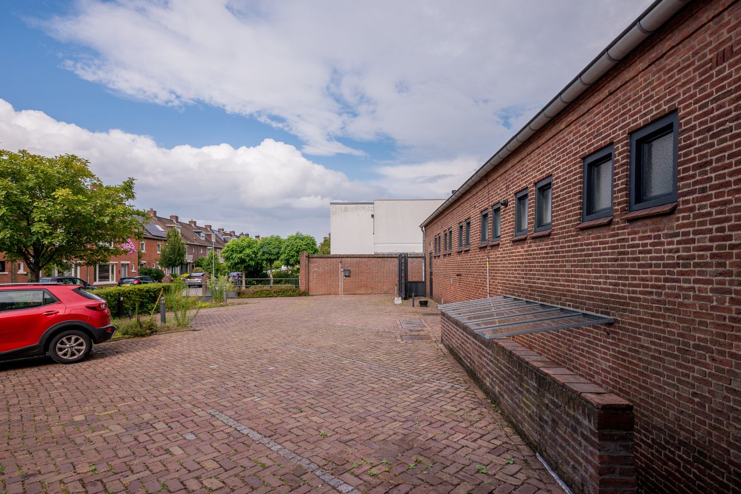 Foto 70 van Monseigneur Zwijsenstraat 2-A