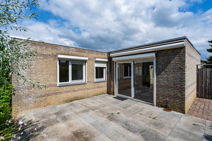 Foto 4 van Roefstraat 12