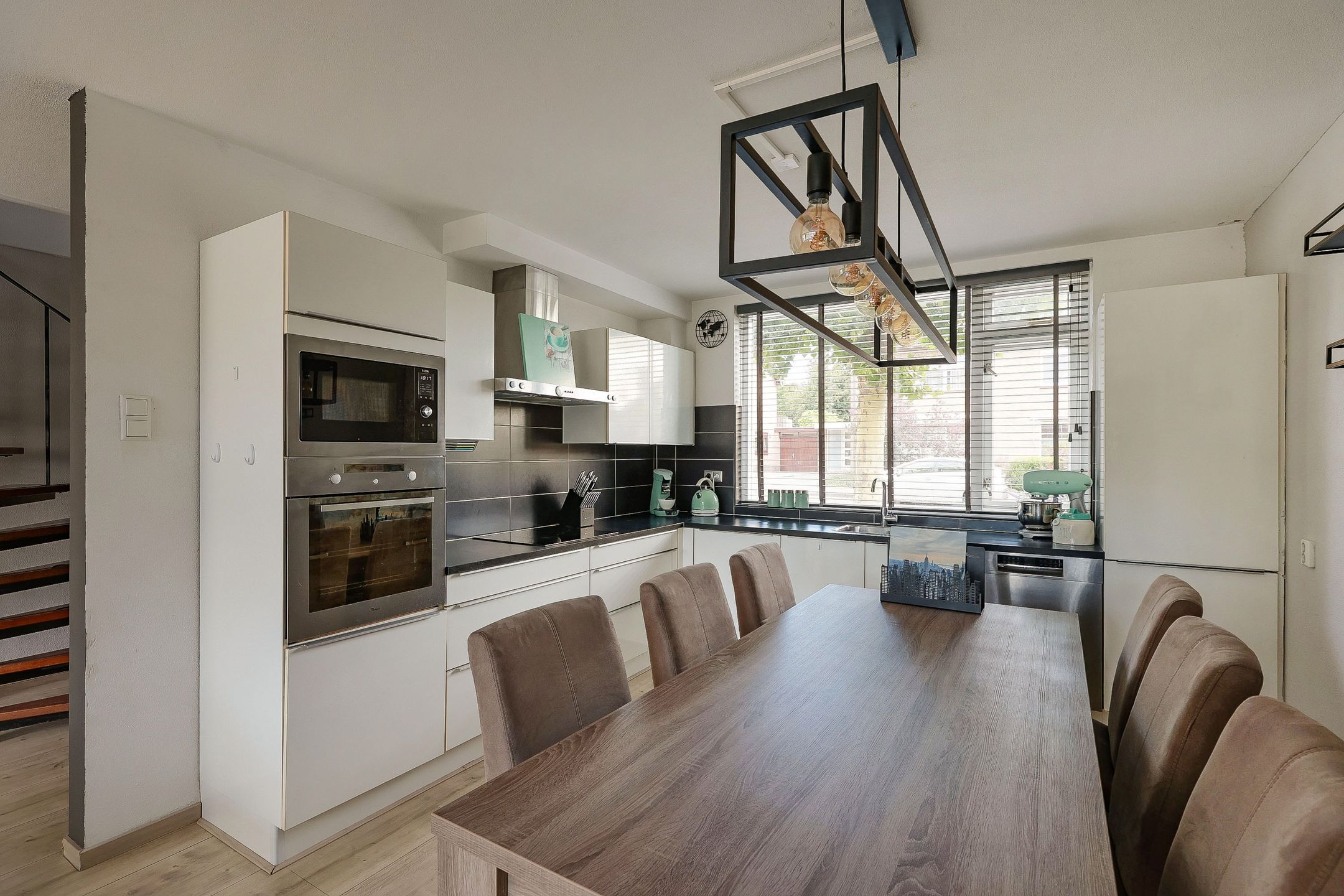 Photo 3 of Einsteinstraat 5