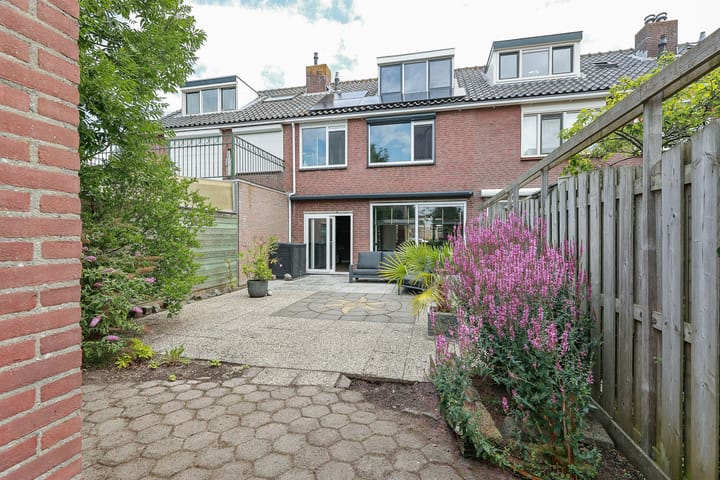 Foto 34 van Einsteinstraat 5