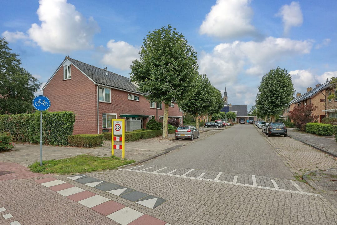 Photo 52 of Einsteinstraat 5