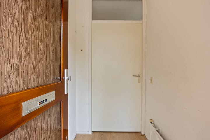 Photo 3 of Lakenweversplein 24-A