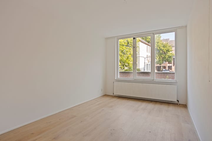 Photo 14 of Lakenweversplein 24-A