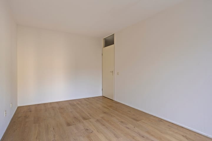 Photo 15 of Lakenweversplein 24-A