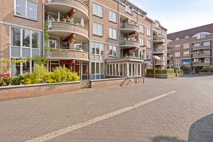 Photo 29 of Lakenweversplein 24-A