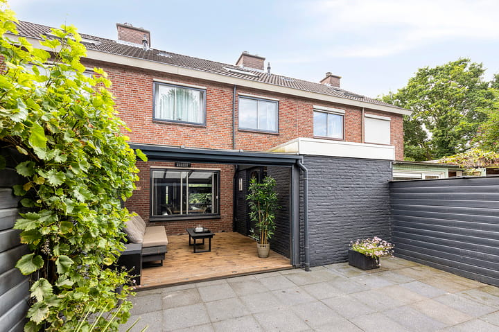 Foto 22 van Carry van Bruggenstraat 19