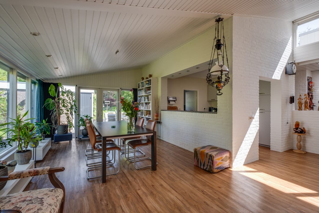 Foto 8 van Van Tuyll van Serooskerkenweg 24