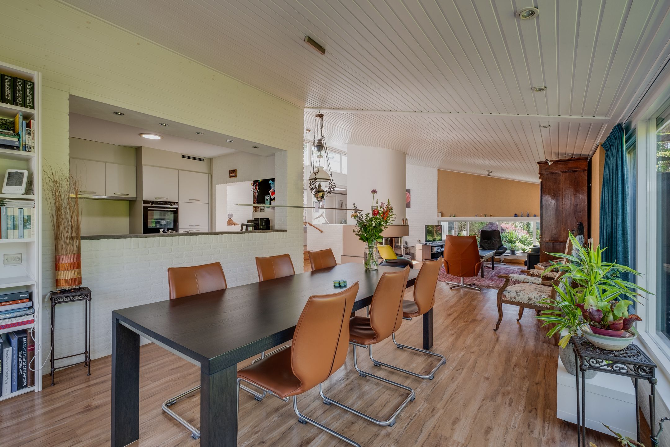 Foto 9 van Van Tuyll van Serooskerkenweg 24