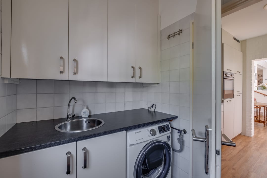 Foto 13 van Van Tuyll van Serooskerkenweg 24