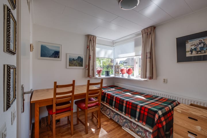 Foto 22 van Van Tuyll van Serooskerkenweg 24