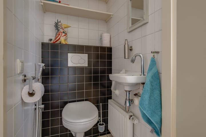 Foto 26 van Van Tuyll van Serooskerkenweg 24