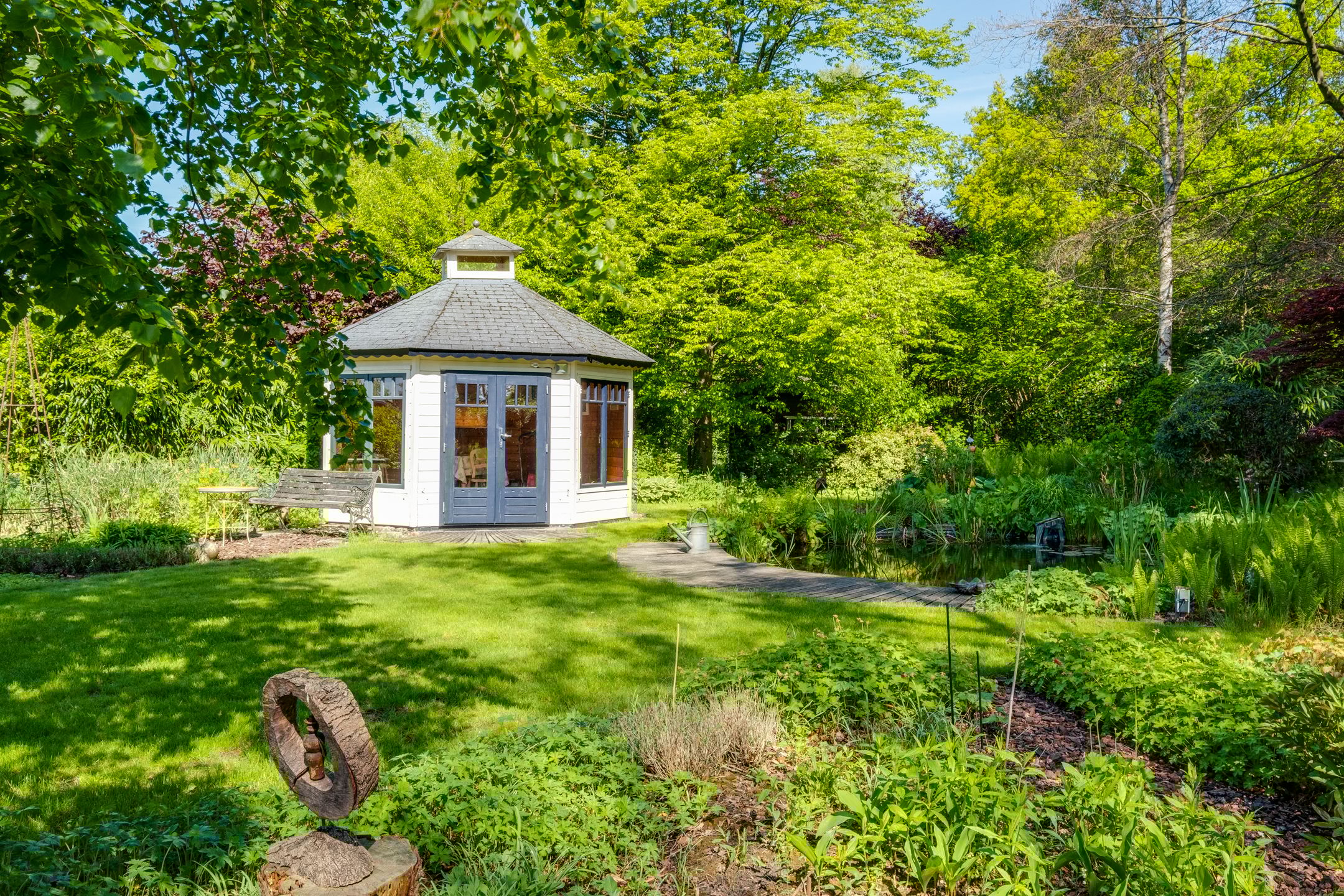 Foto 33 van Van Tuyll van Serooskerkenweg 24