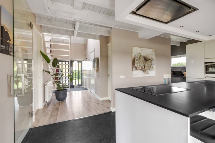 Photo 23 of Zeedijk 1