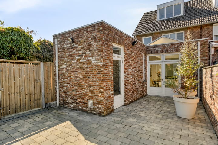 Foto 23 van Oude Maasstraat 92