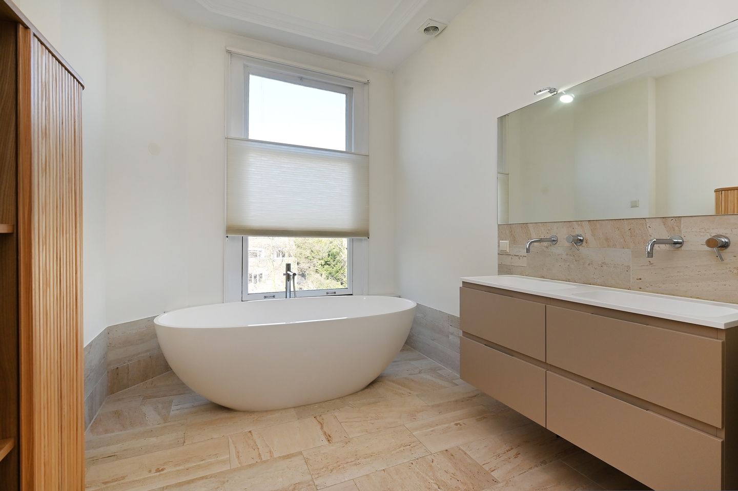 Foto 34 van Groot Hertoginnelaan 15