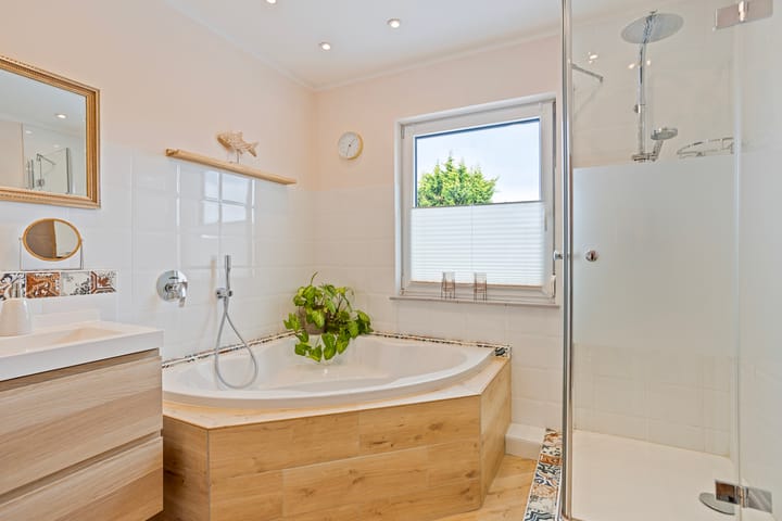 Foto 18 van Vroenstraat 70