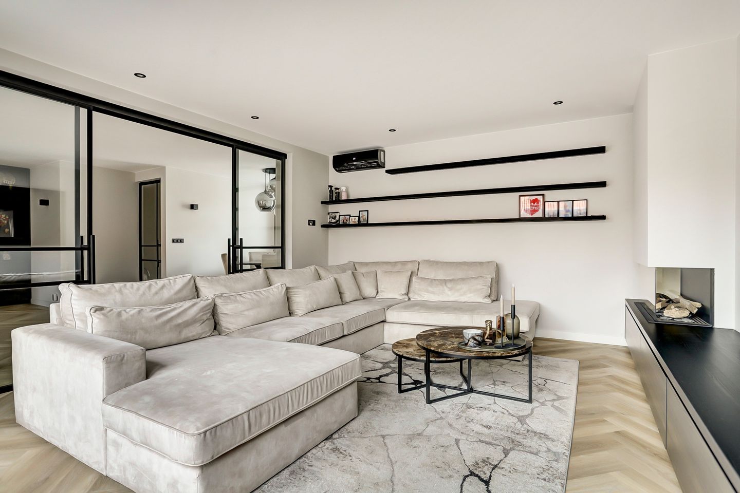 Foto 4 van Prof. R. Regoutstraat 38