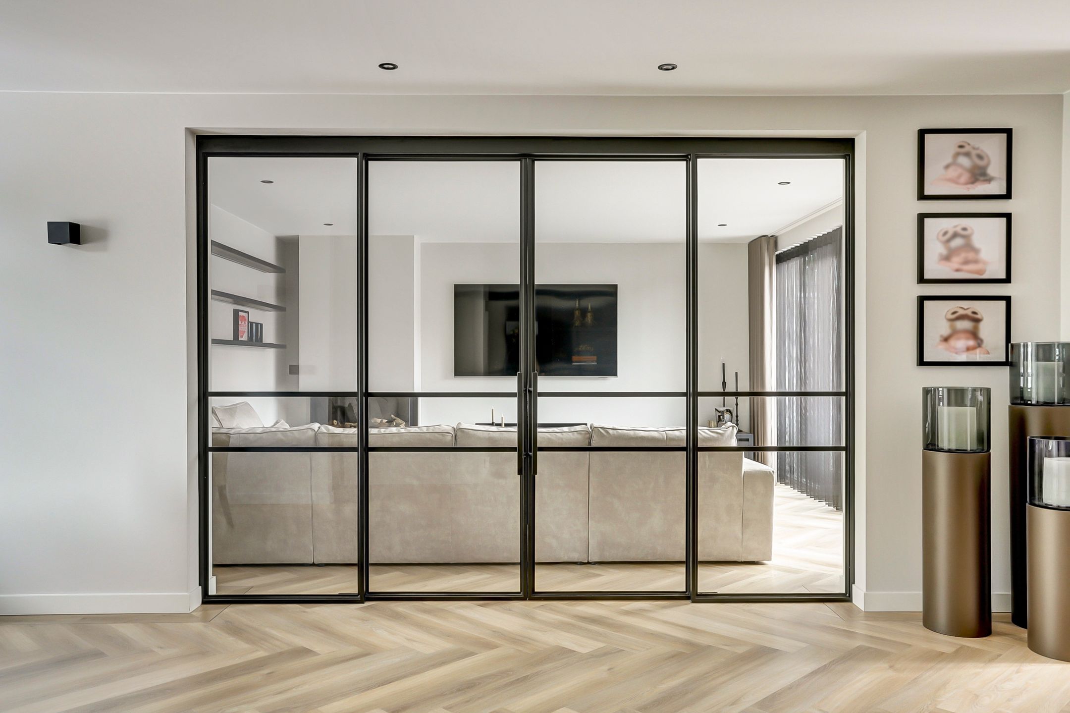 Foto 9 van Prof. R. Regoutstraat 38