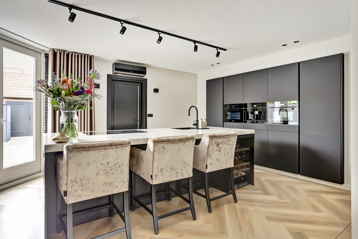 Foto 18 van Prof. R. Regoutstraat 38