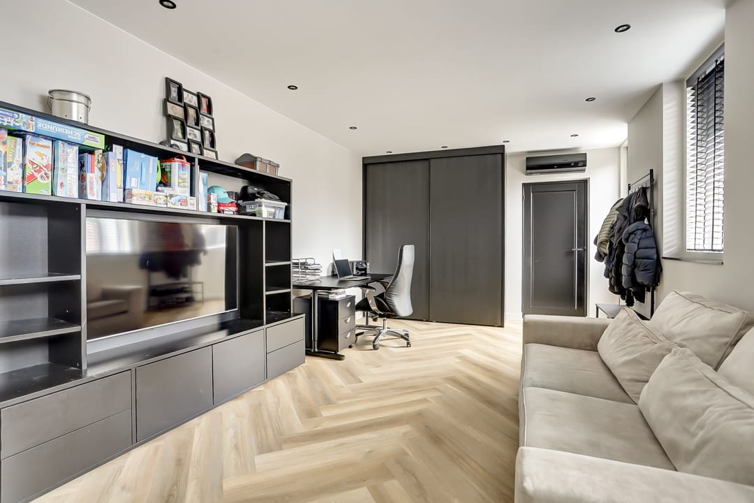 Foto 23 van Prof. R. Regoutstraat 38