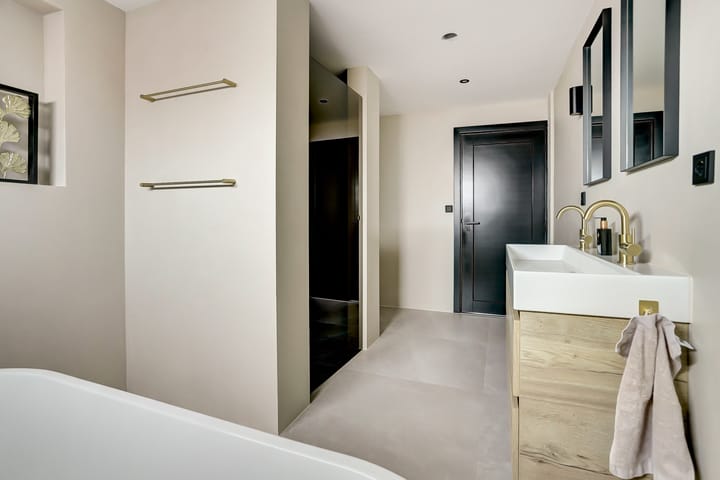 Foto 28 van Prof. R. Regoutstraat 38