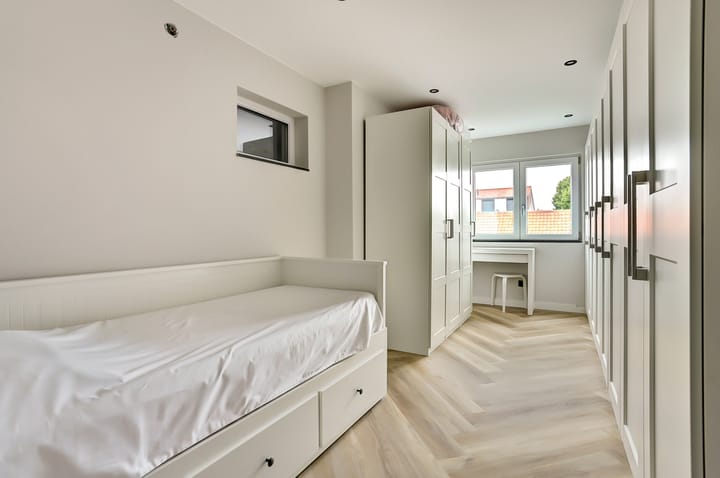 Foto 30 van Prof. R. Regoutstraat 38