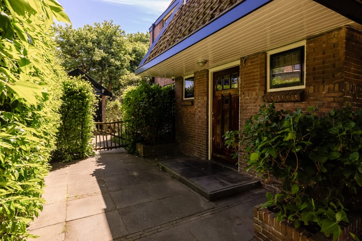 Foto 3 van Brederoodseweg 104