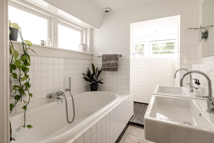 Foto 38 van Brederoodseweg 104