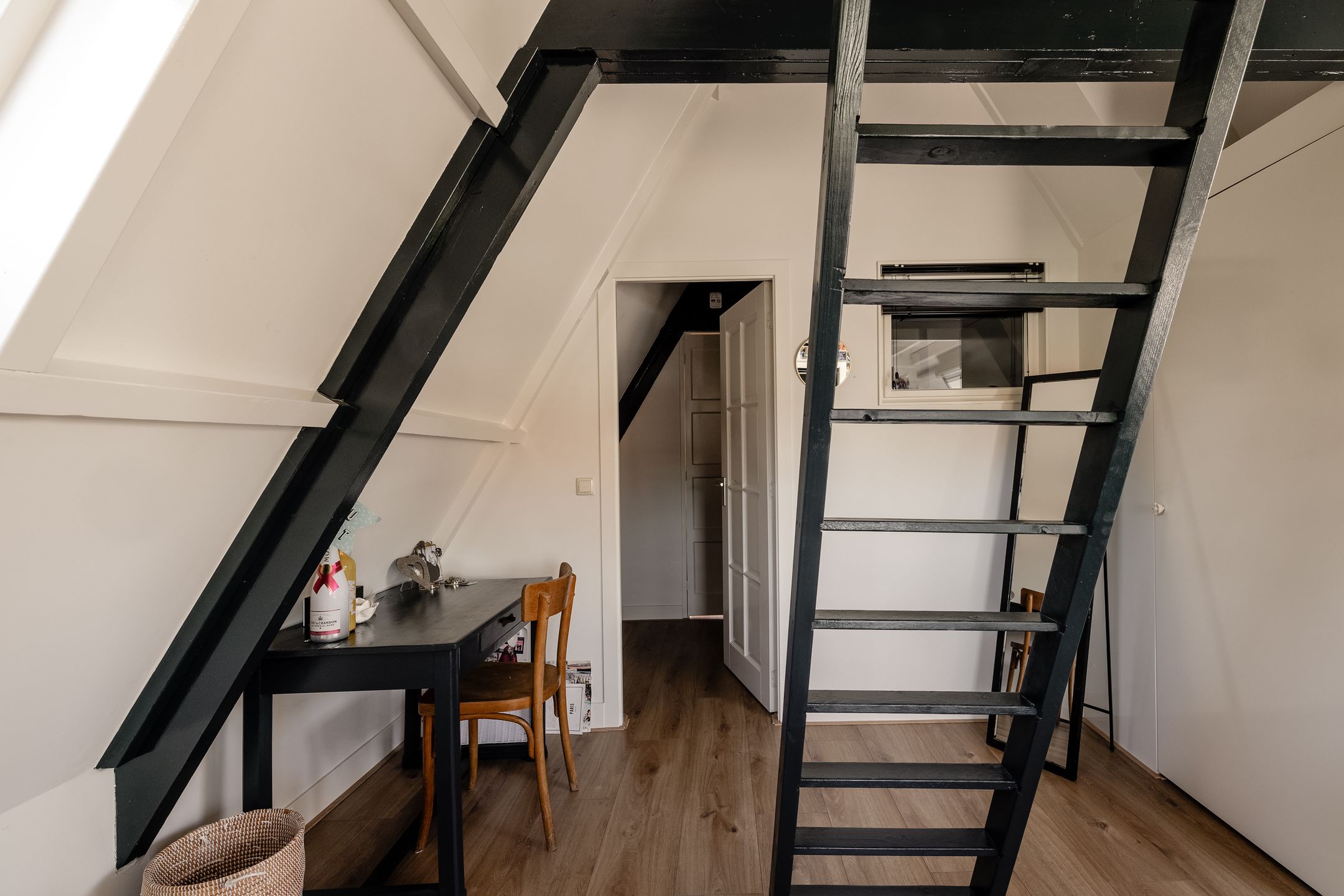 Foto 42 van Brederoodseweg 104