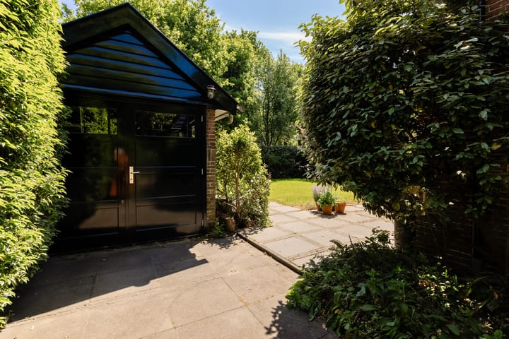 Foto 44 van Brederoodseweg 104