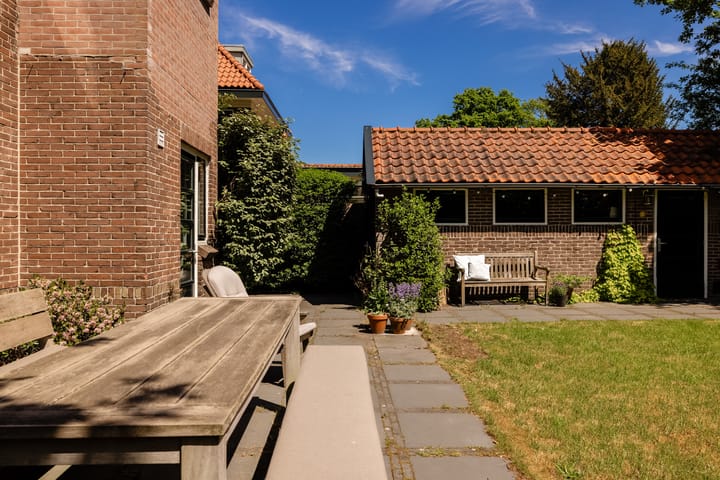 Foto 51 van Brederoodseweg 104