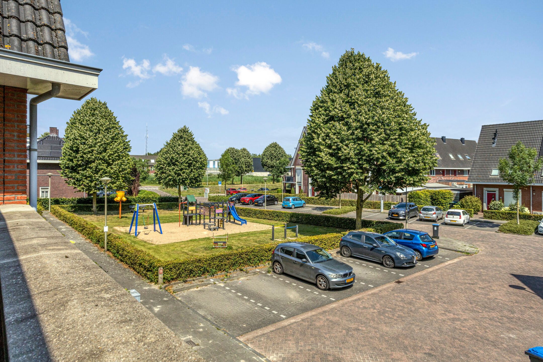 Foto 30 van Bezembinder 32