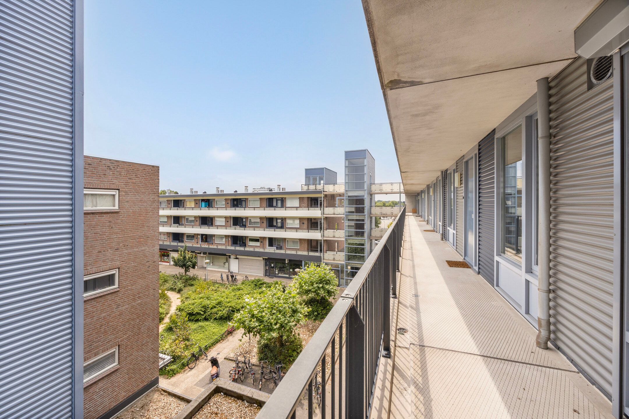 Photo 21 of van Hogendorpstraat 110