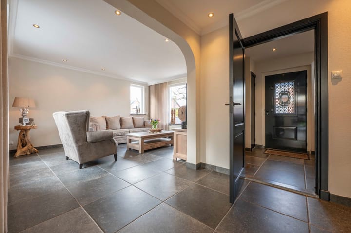 Foto 7 van Rucphensestraat 9