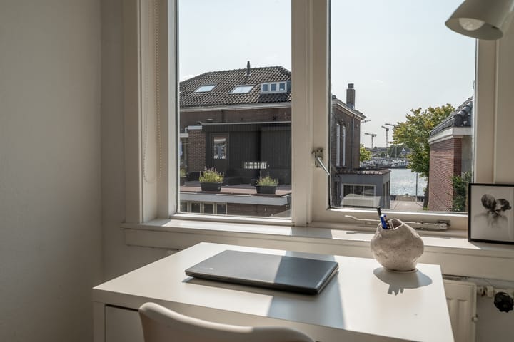 Foto 28 van Apolloplantsoen 6