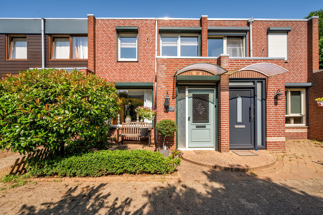 Photo 1 of Requesensstraat 31