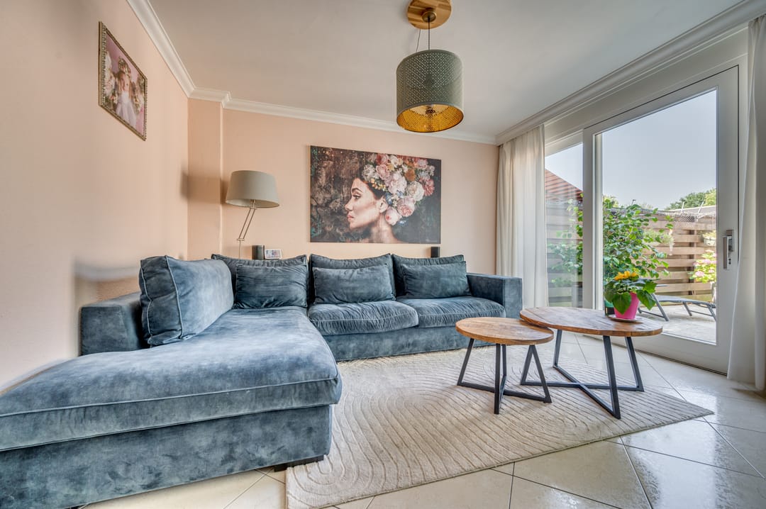 Photo 11 of Requesensstraat 31